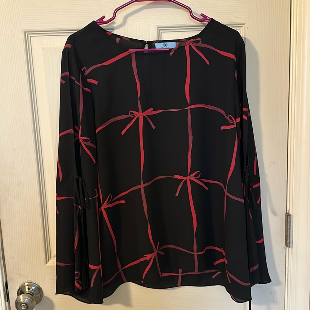 Women’s CeCe top